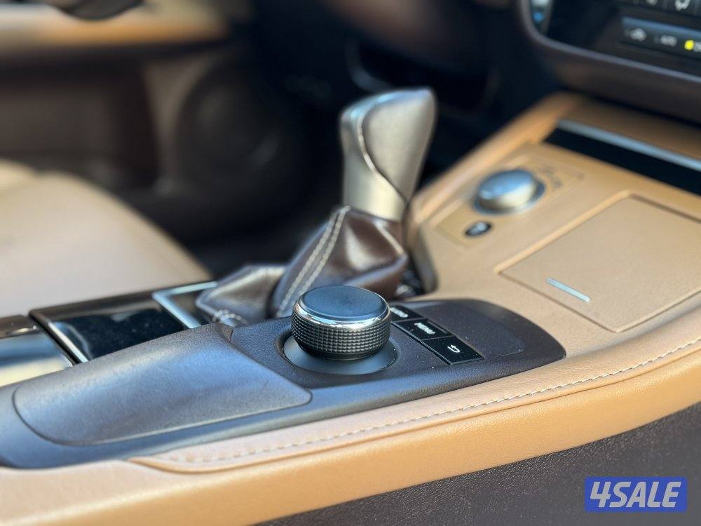 لكزس ES350 موديل 2018 صبغ الوكاله بحاله الوكاله12