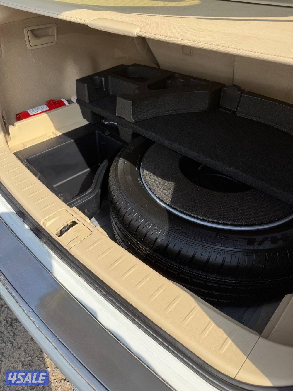 لكزس RX350 الساير صبغ الوكاله. بحاله ممتازه.9