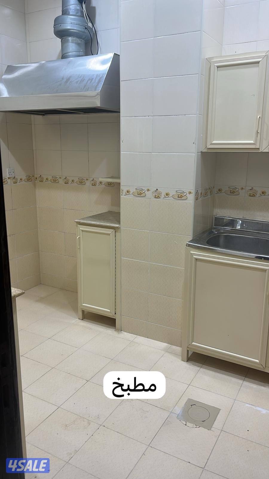 للإيجار شقة للمعاريس منطقة القصور3