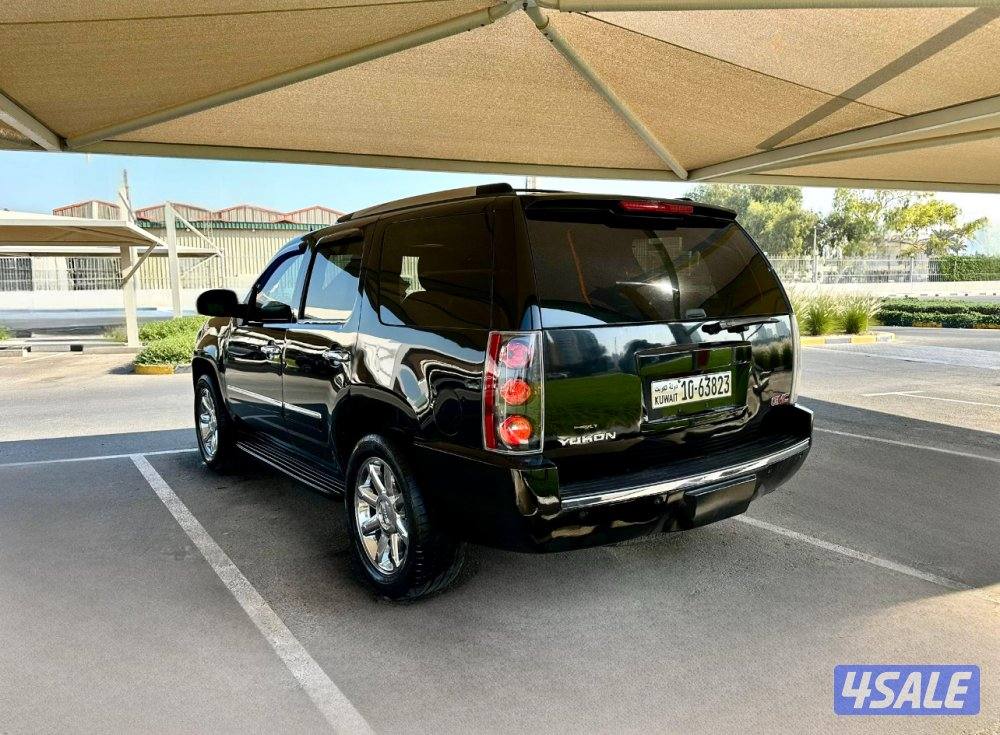 ًGMC يوكن دينالي - الموديل:2011 - العداد:3204