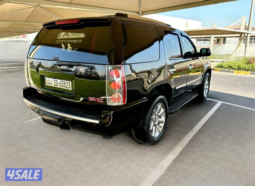 ًGMC يوكن دينالي - الموديل:2011 - العداد:3206