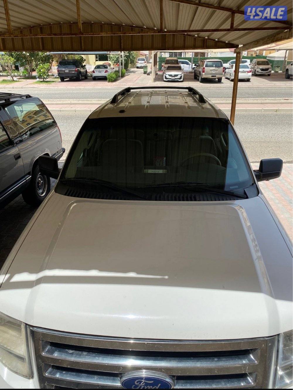 للبيع  اكسبدشن ٢٠١٣ شرط فحص المالك الأول خالي من الصبغ بيمه سنه واتسب5