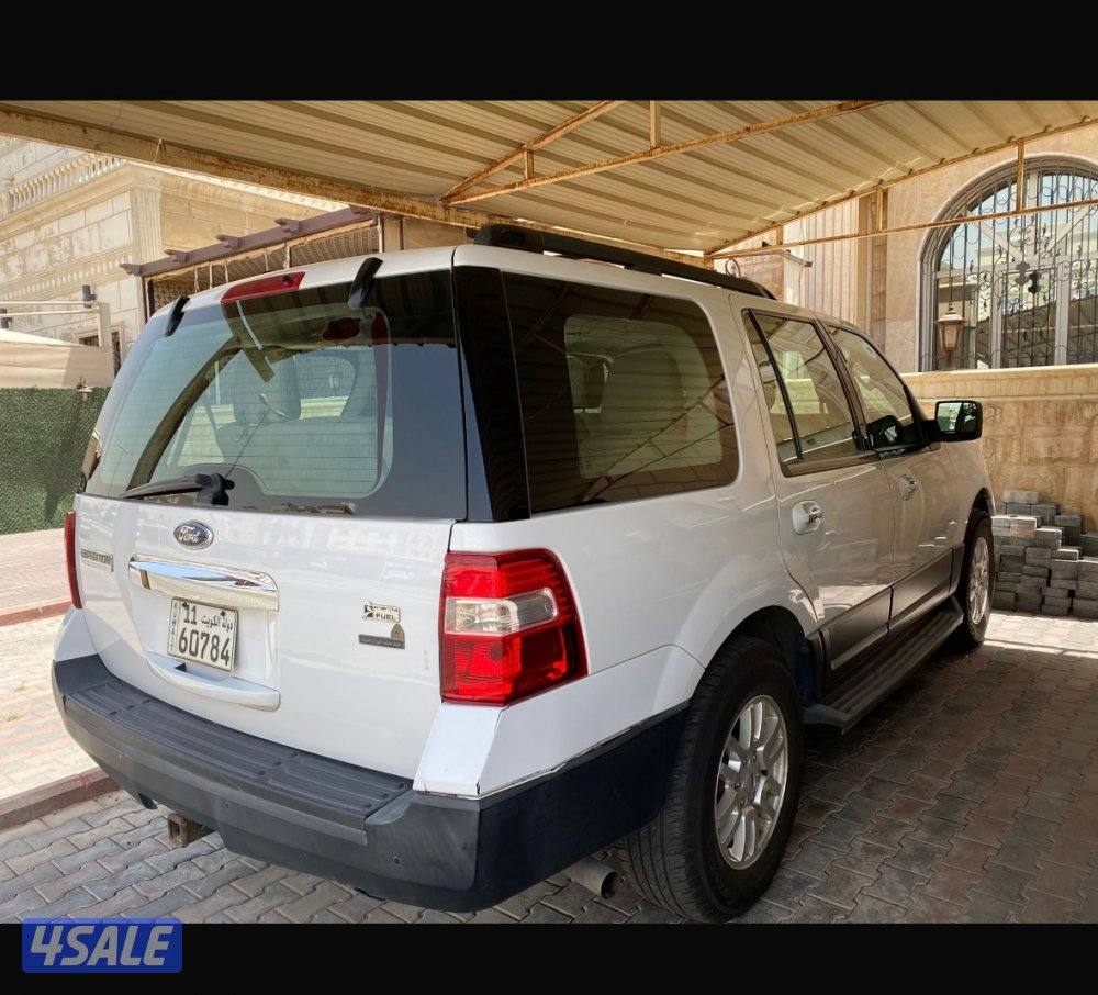 للبيع  اكسبدشن ٢٠١٣ شرط فحص المالك الأول خالي من الصبغ بيمه سنه واتسب4