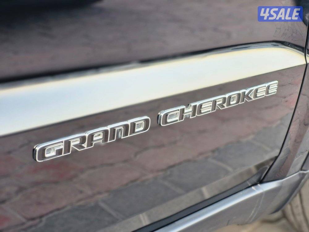 غراند شيروكي 20214