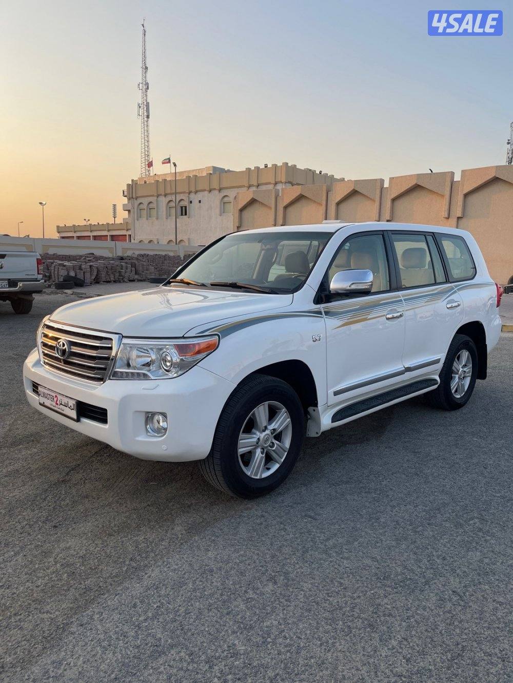 لاند كروز VXR وارد قطر فحص جير مكينه شاصي0