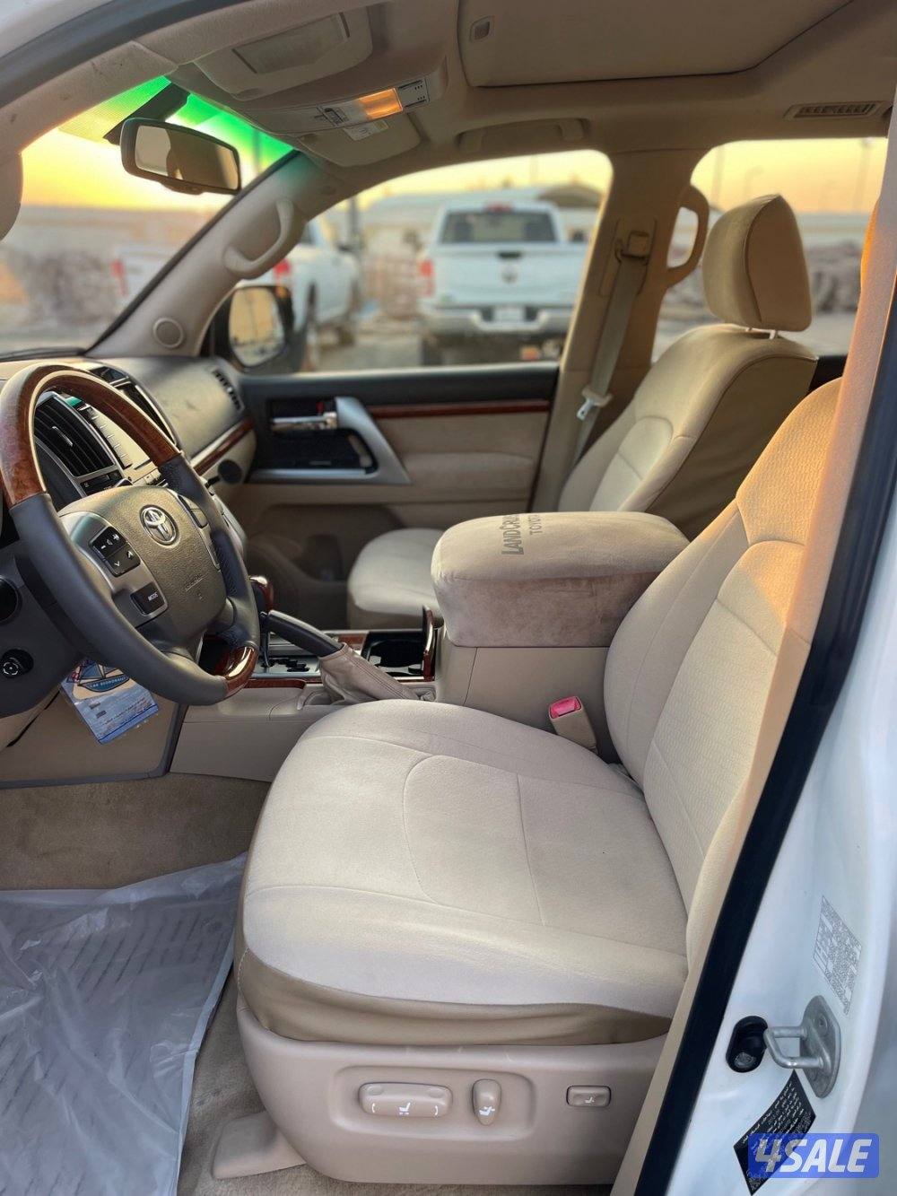 لاند كروز VXR وارد قطر فحص جير مكينه شاصي8