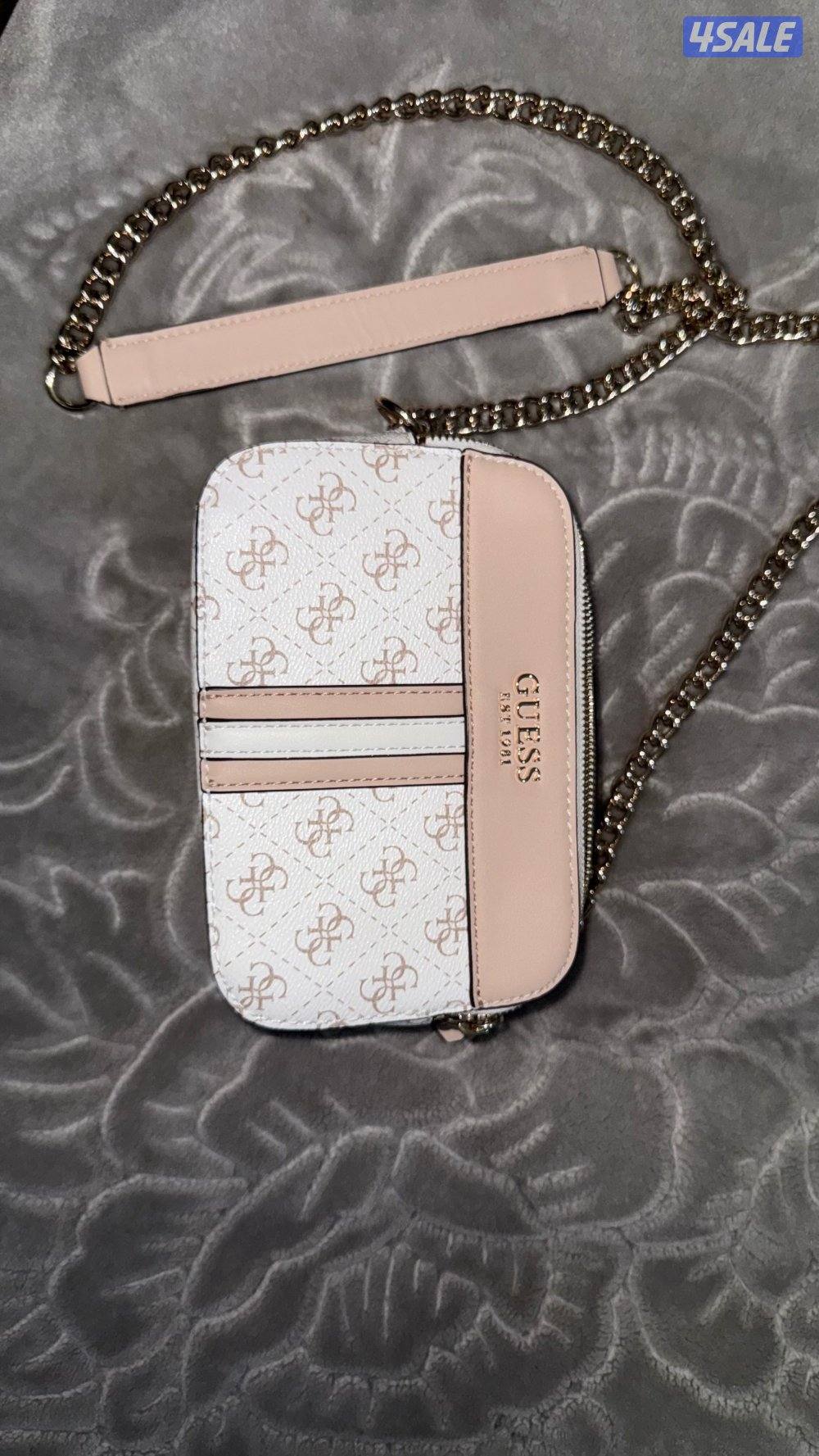 GUESS noelle crossbody bag2