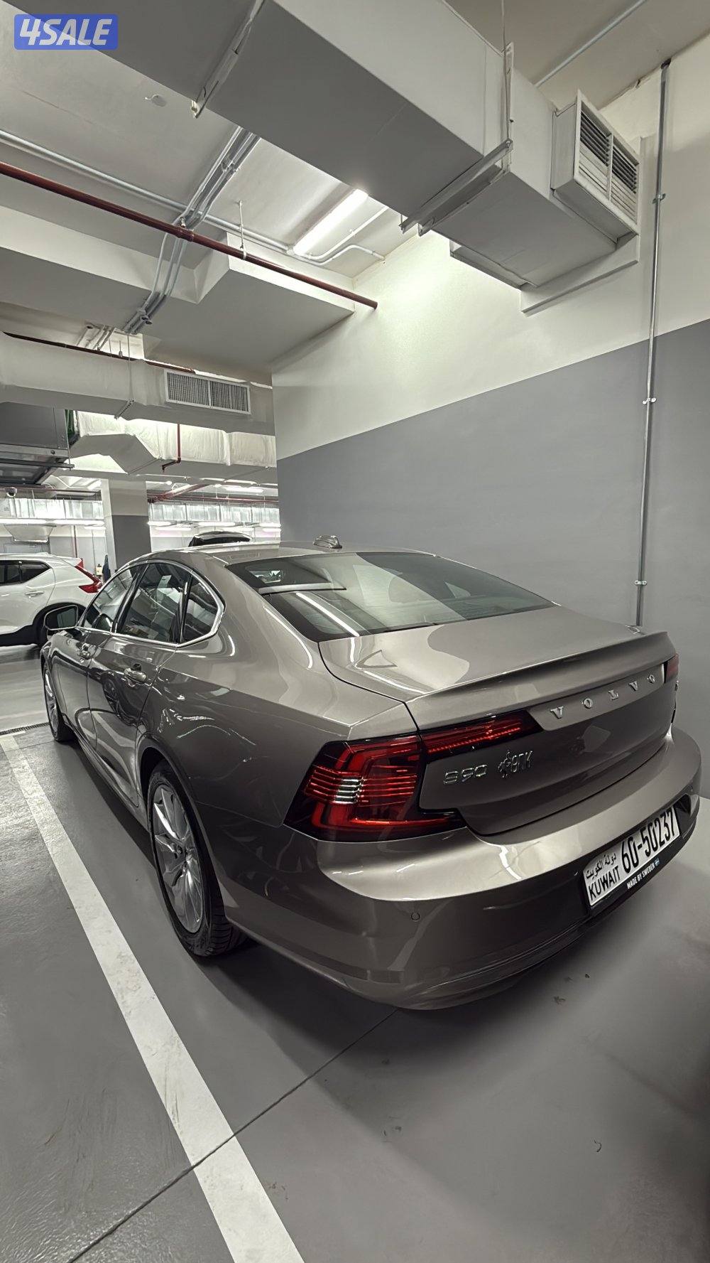 للبيع S90 20212