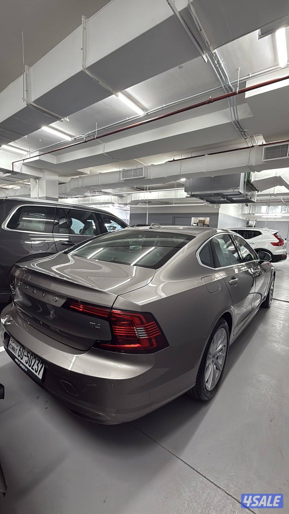 للبيع S90 20213