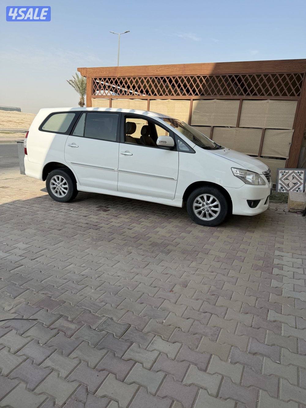 تويوتا انوفا موديل 2015/عداد 2041