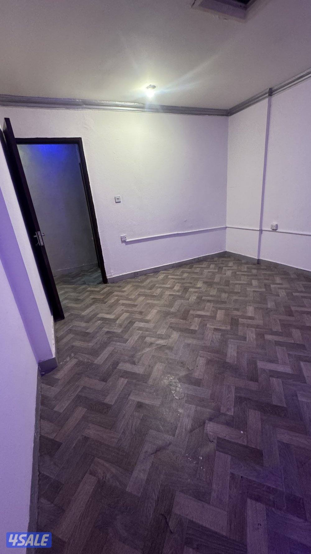 شقه للايجار بحولي  غرفة وصالة مساحات كبيرة2