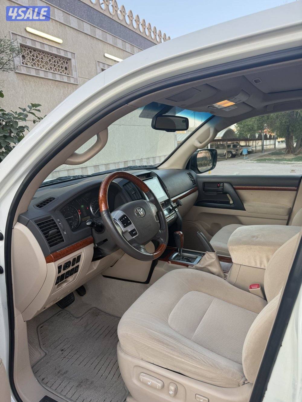 لاندكروز 2015 المالك الاول6