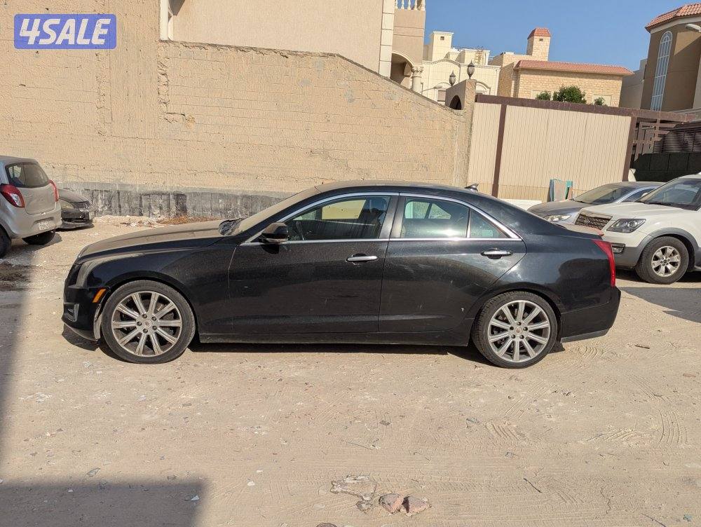 بحاله جيده ... السعر 700 غير قابل للمساومه موديل 20143