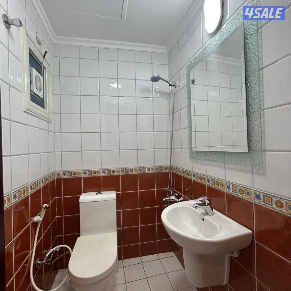 شقة سكنية إطلالة جزء بحرية للإيجار في السالمية9