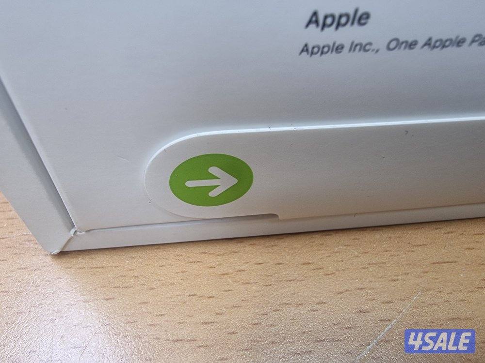 لدينا مجموعة رائعة من ماك بوك اير M5 M4 شاشة ١٥ ١٣ جديد بأرخص السعر10