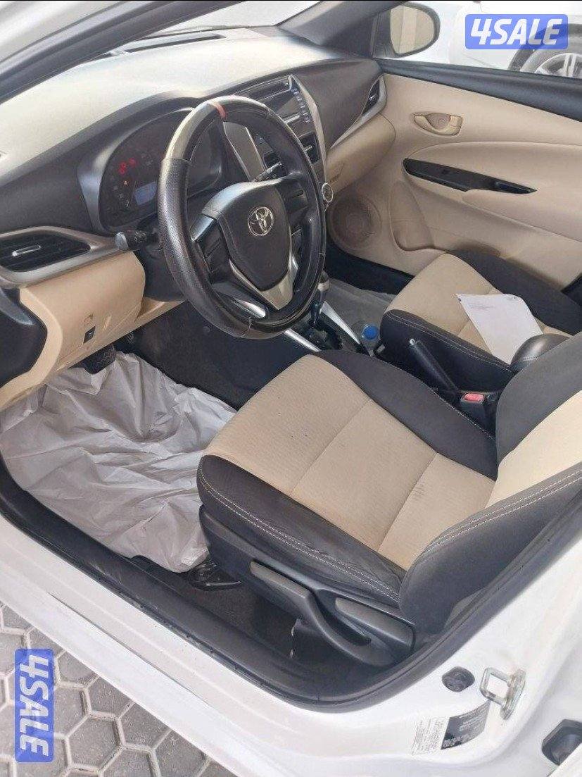 تويوتا   يارس  هاتشباك. سبور.  م/٢٠١٩.  نظيفة جدا.6