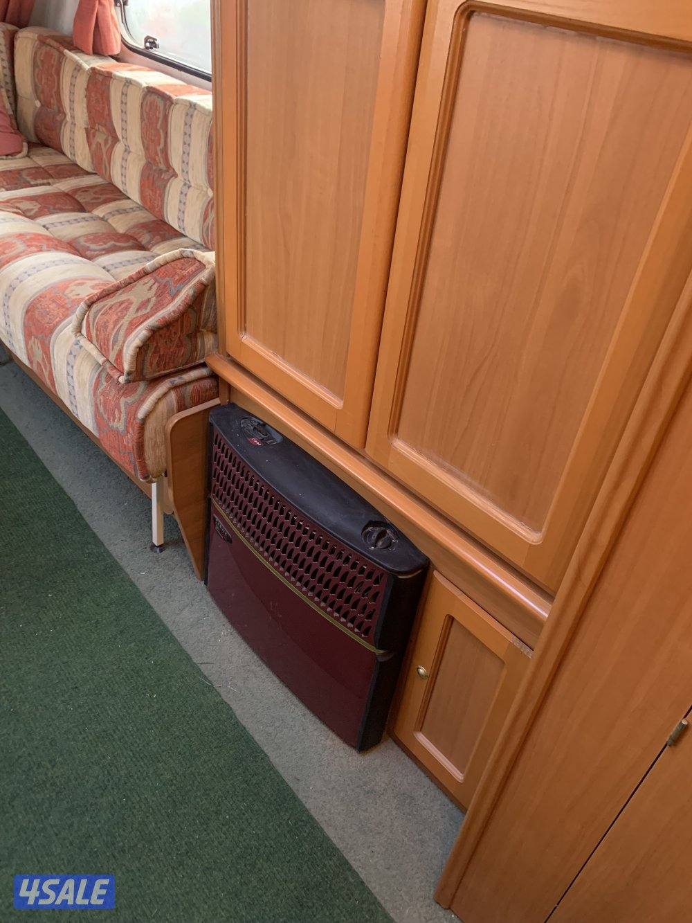 للبيع كرفان أوروبي 20 قدم3