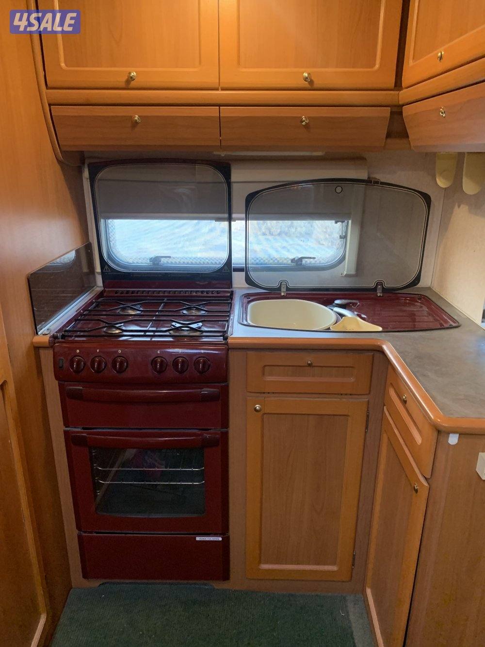 للبيع كرفان أوروبي 20 قدم5