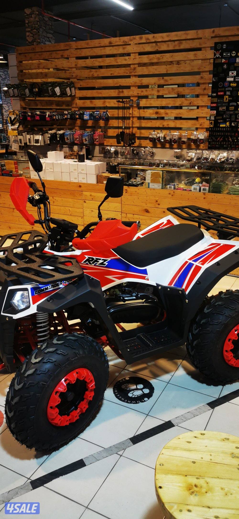 للبيع بقي صيني شبة جديد حجم ٢٠٠سي سي7