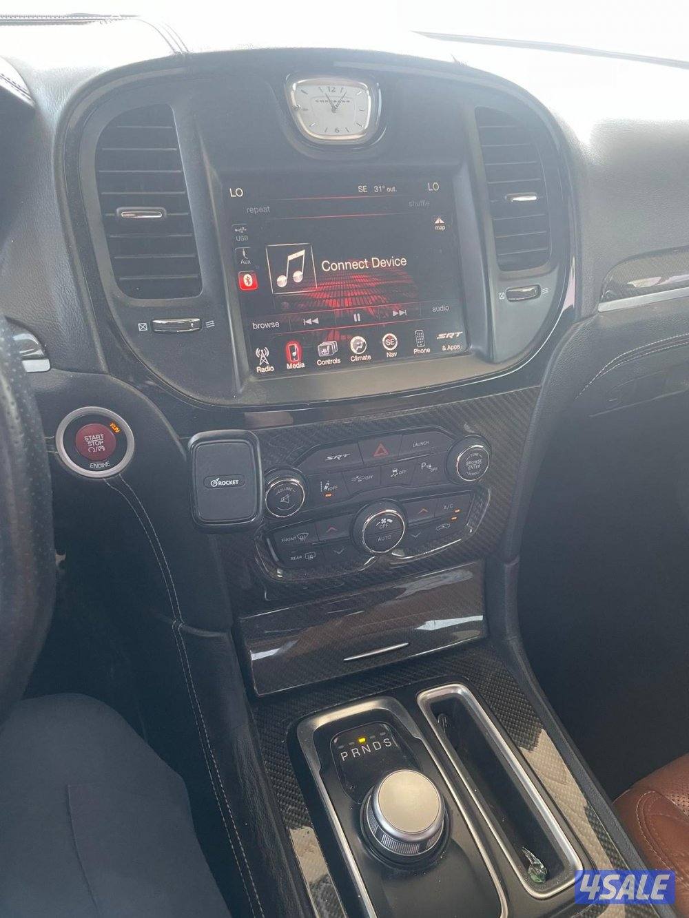 للبيع كلايزلر srt 2015 وارد الوكاله اصلي. فل ابشن  شاصي سليم6