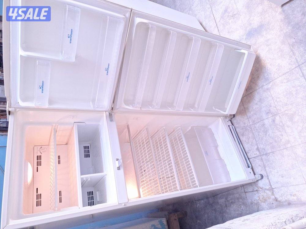 نبيع جميع انواع الثلاجات والفريزرات مع التوصيل والكفاله3