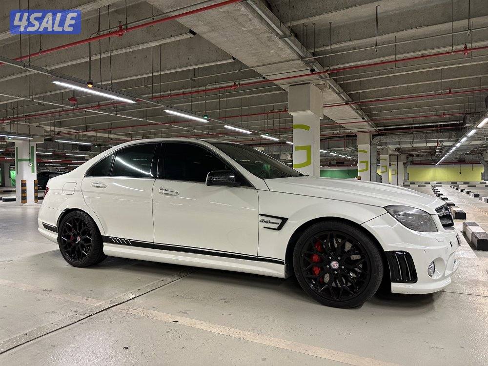2010 c63 amg0
