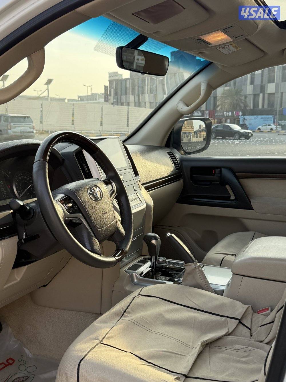 لاند كروزر 2019. ثمانية سلندر شرط الفحص قير مكينة شاصي5