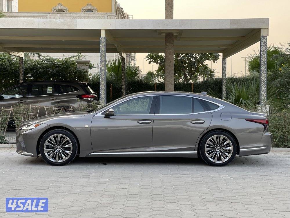 لكزس LS500 ماشي 52 المالك الاول موديل 20210