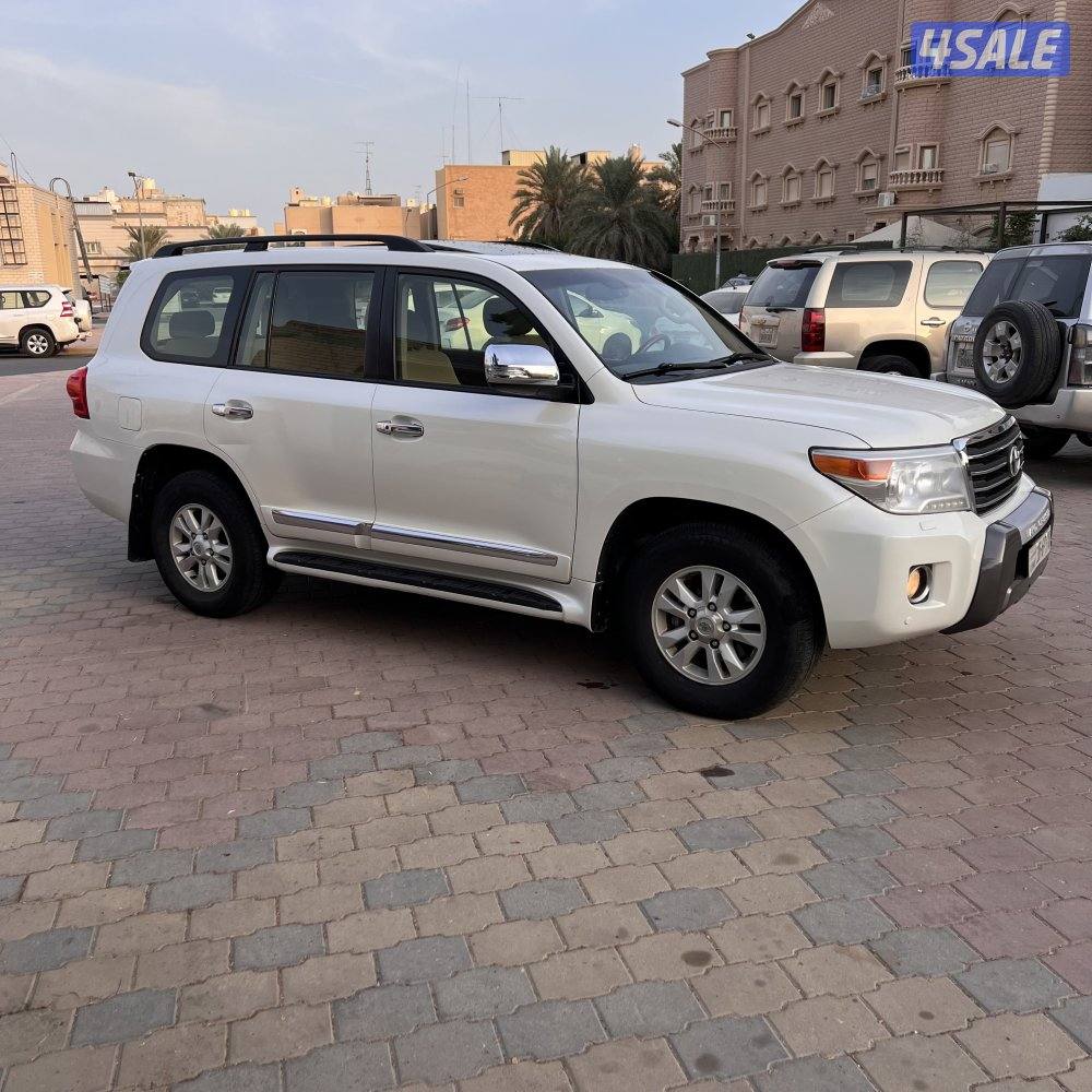 لاندكروزر GXR - V8 صبغ الوكالة بالكامل3