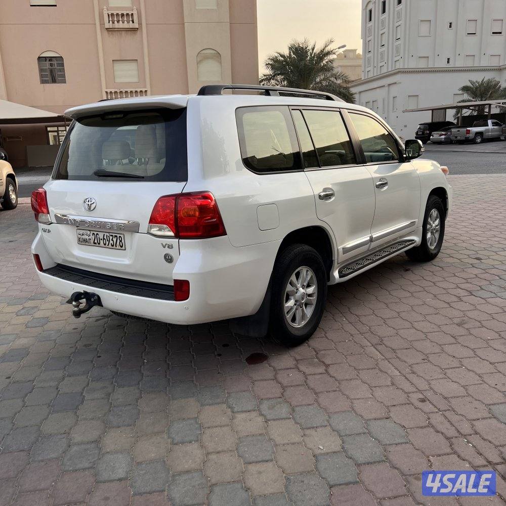 لاندكروزر GXR - V8 صبغ الوكالة بالكامل5