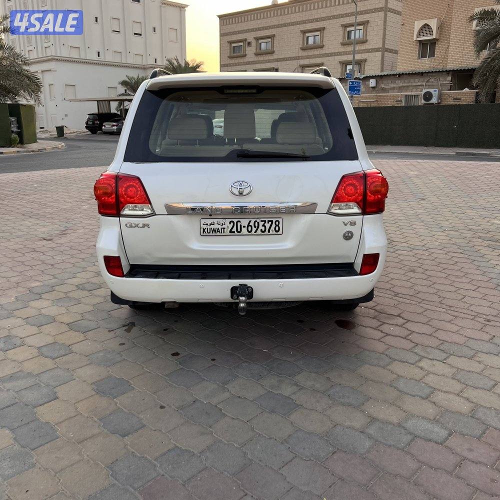 لاندكروزر GXR - V8 صبغ الوكالة بالكامل8