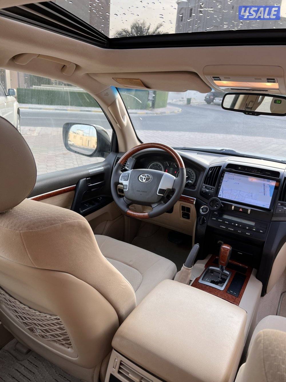 لاندكروزر GXR - V8 صبغ الوكالة بالكامل10