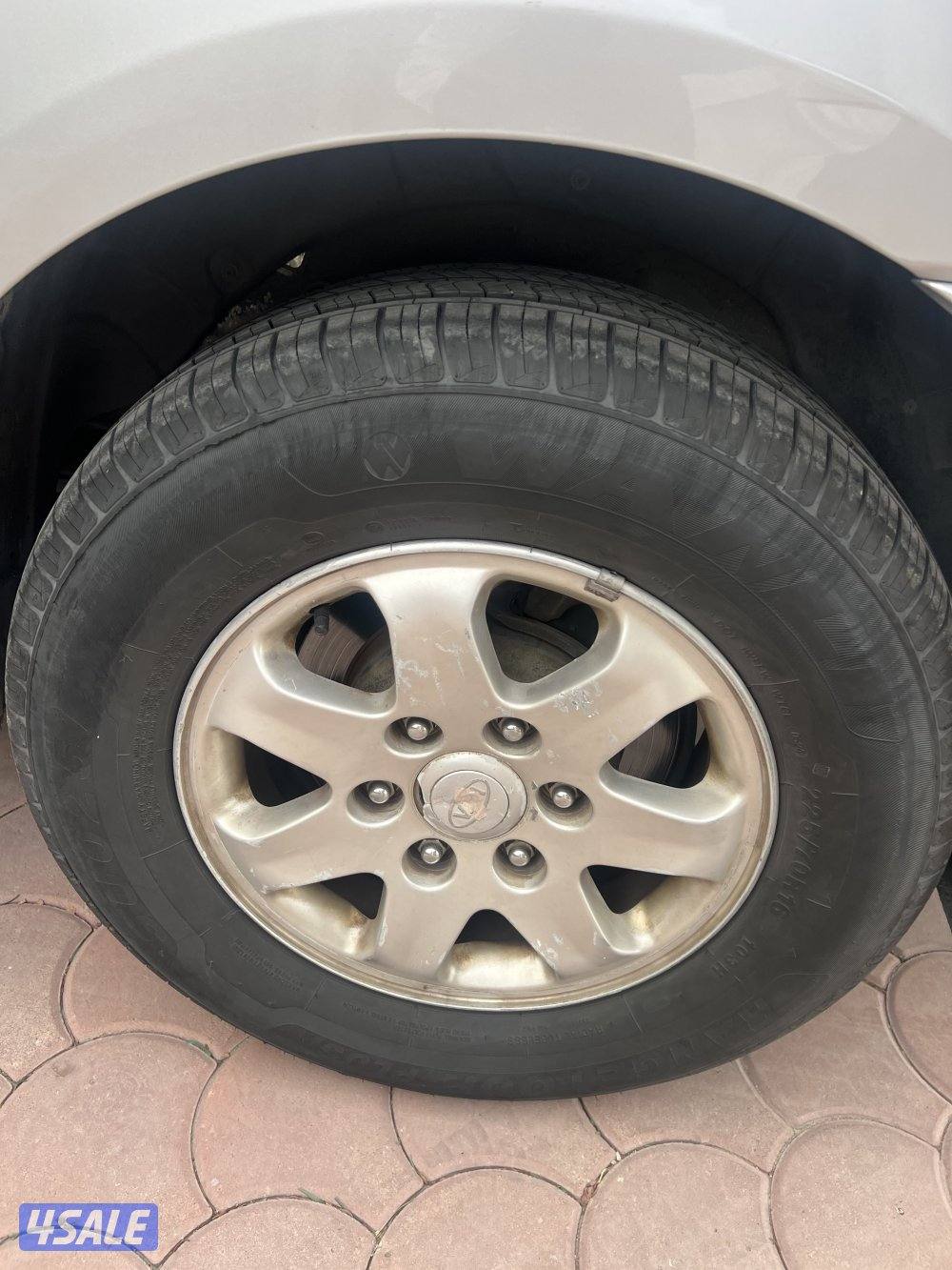 للبيع جيب كيا كرنفال موديل 2010 عداد 214 بحالة جيدة8