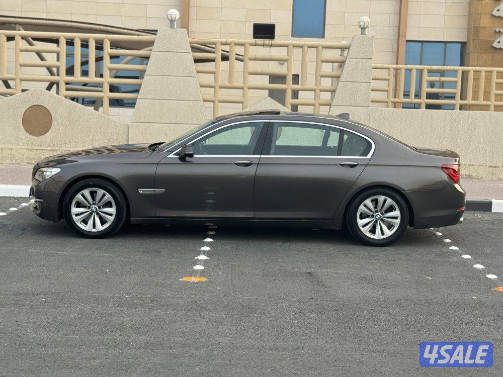 بي إم دبليو 730 موديل /20132