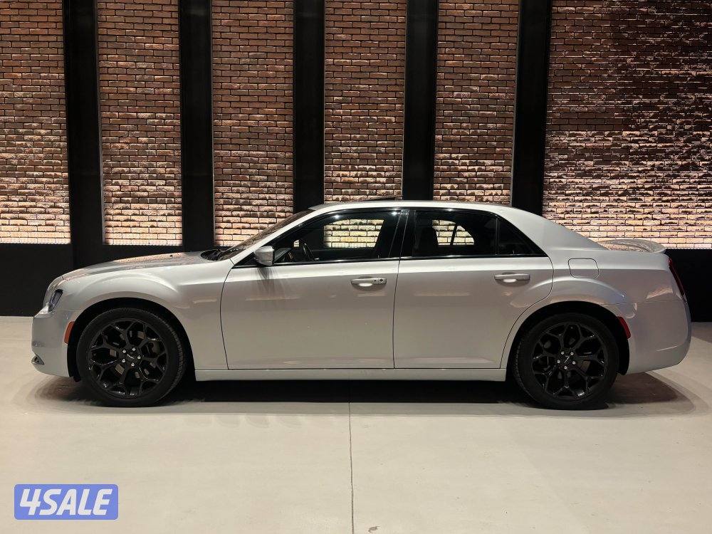 كرايسلر 2022 S بحالة الوكالة2