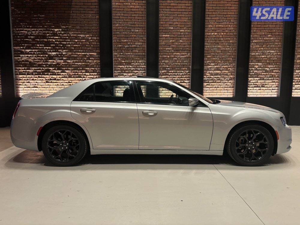 كرايسلر 2022 S بحالة الوكالة4