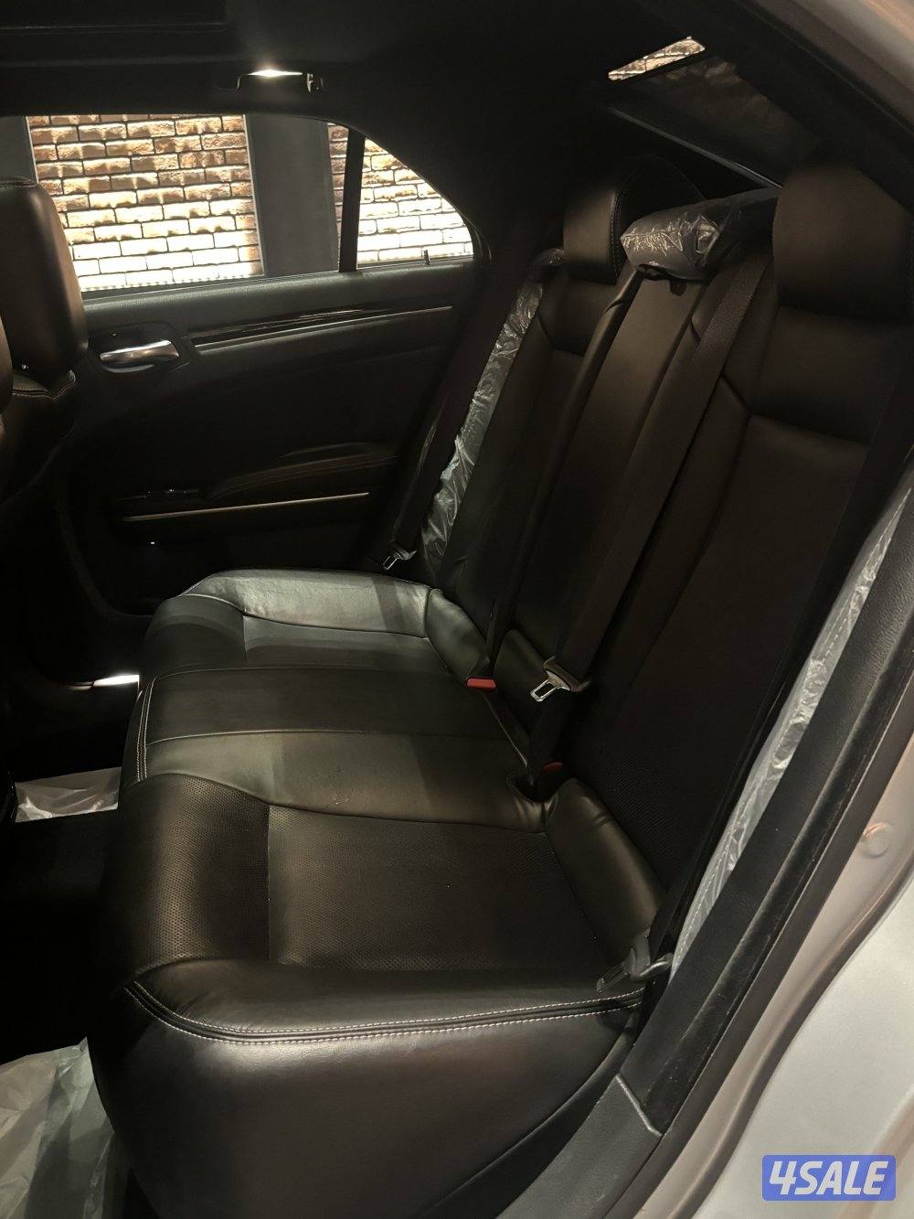 كرايسلر 2022 S بحالة الوكالة10