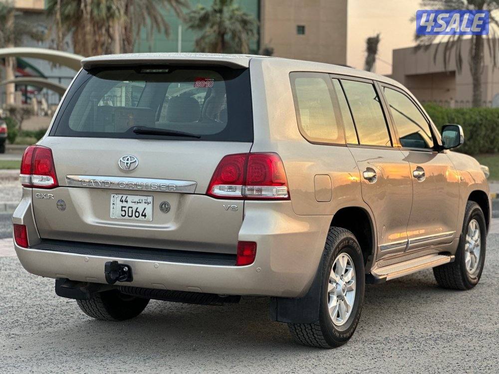 للبيع لاندكروزر GXR v8 ماشي ٢٨٠ الف كيلو3