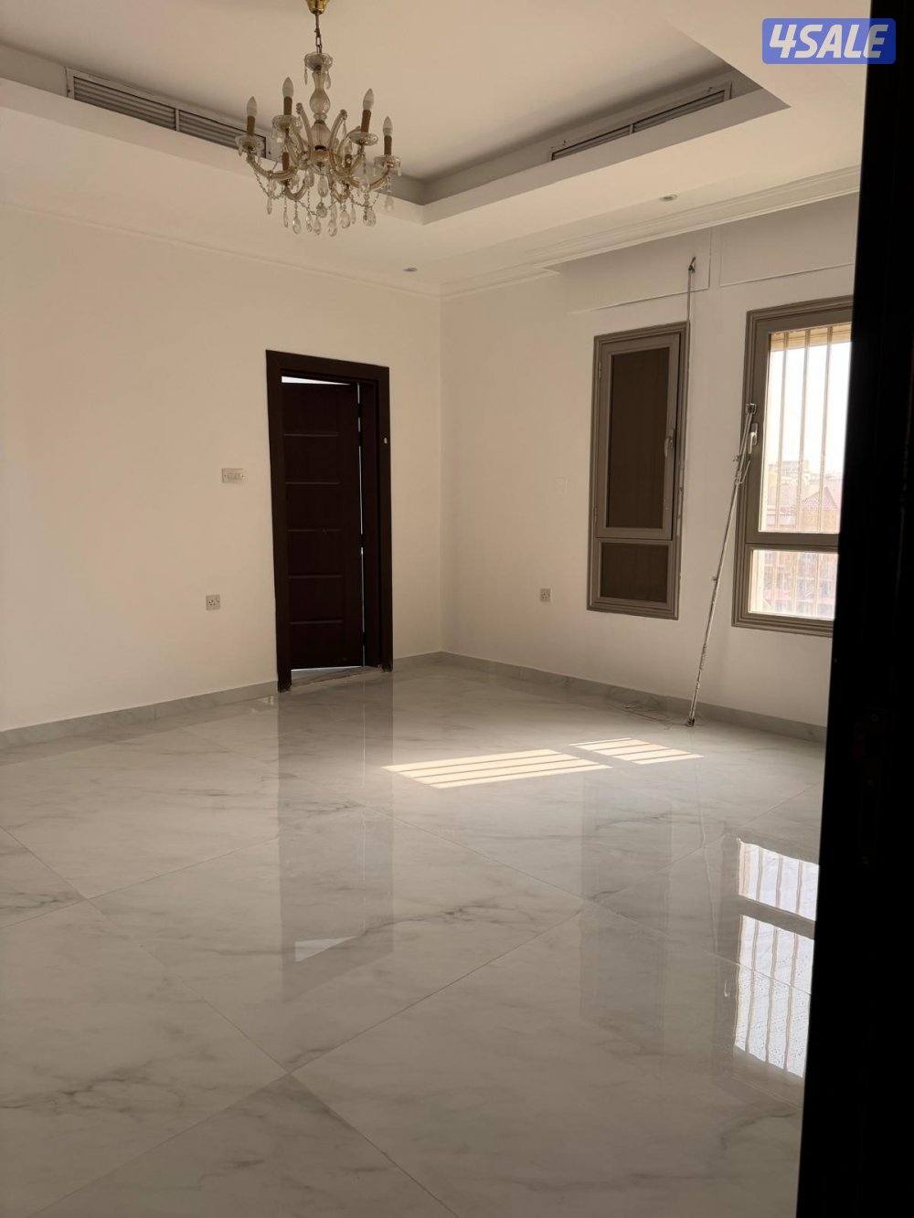 شقة في هدية نظيفة و شقة في العقيله تشطيب سوبر2