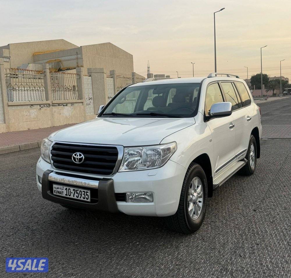 لاندكروزر 2011 صبغ الوكاله ماعدا قطعه1