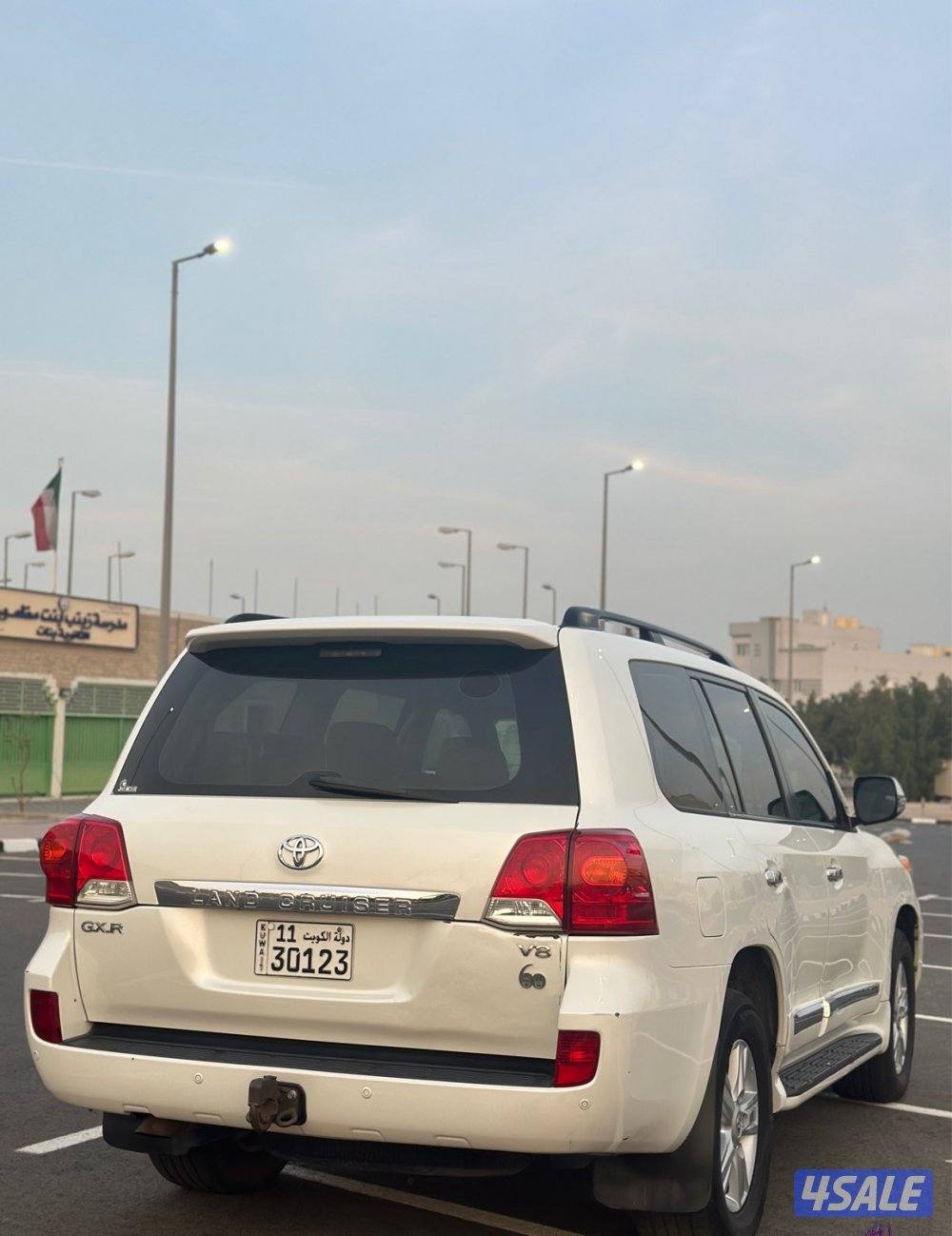لاند كروزر صبغ الوكاله6