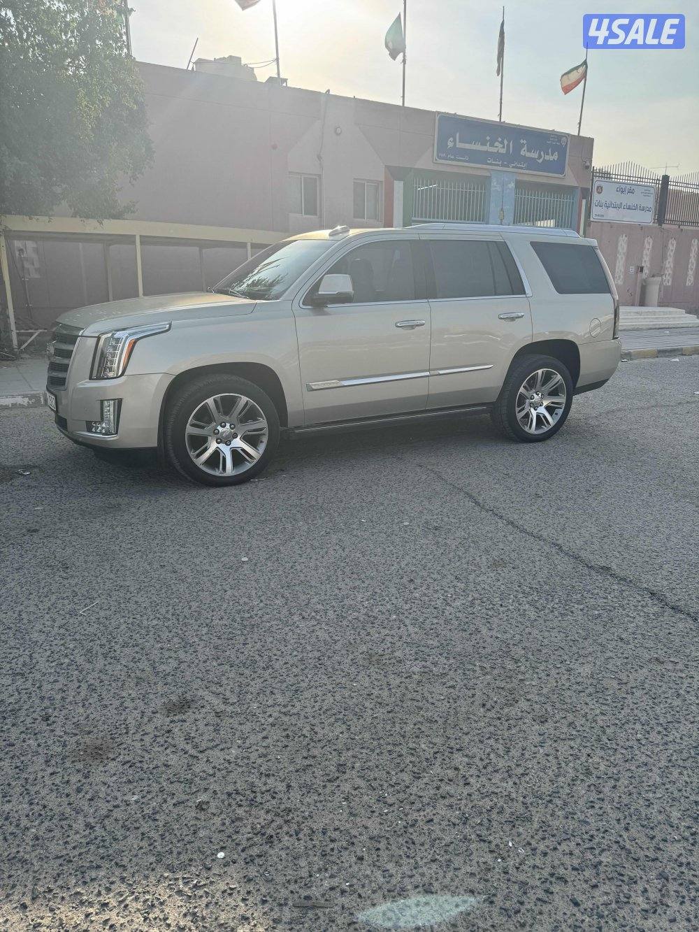 للبيع اسكاليد 2015 الدفعه الثانيه2