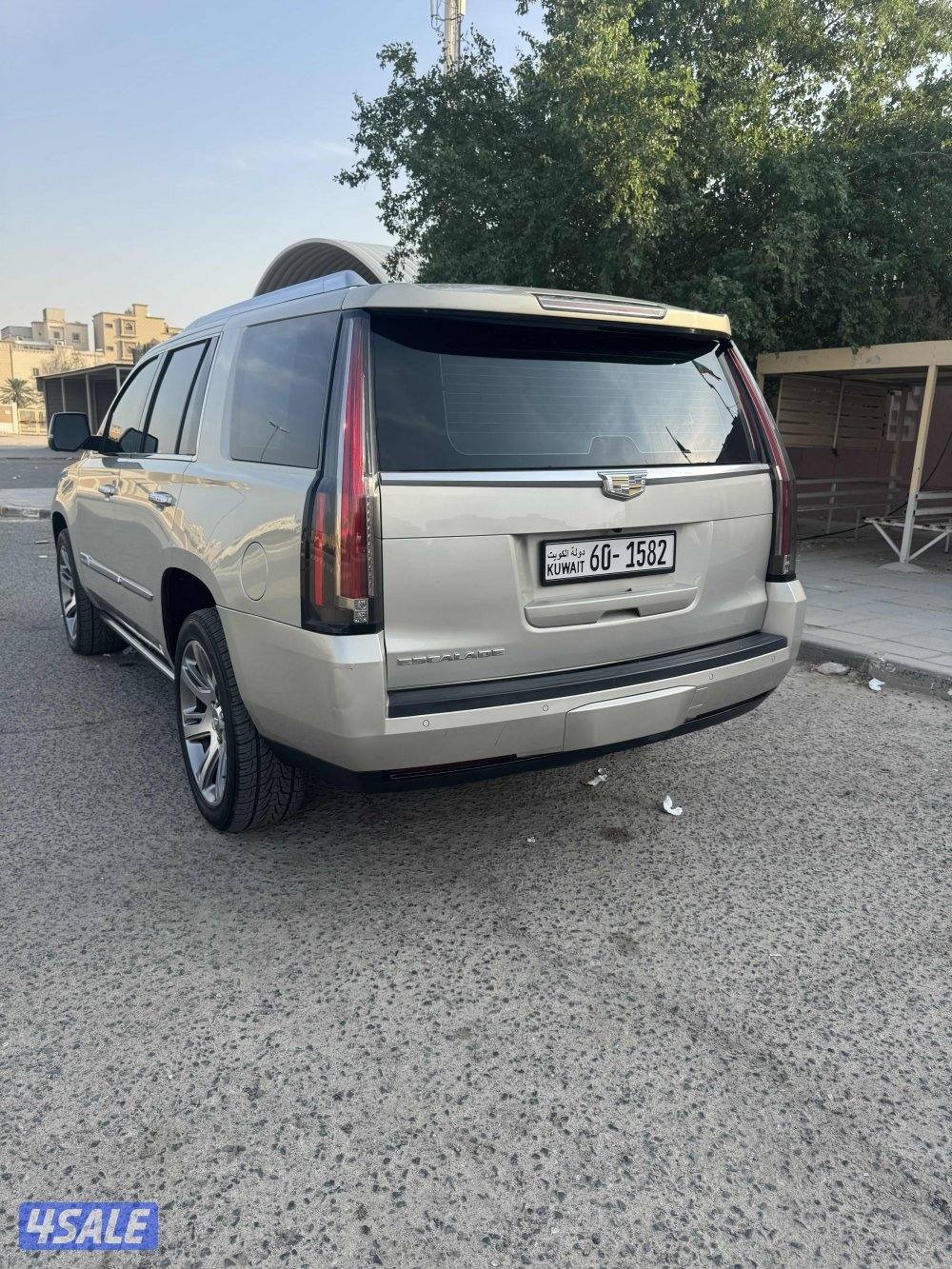 للبيع اسكاليد 2015 الدفعه الثانيه4