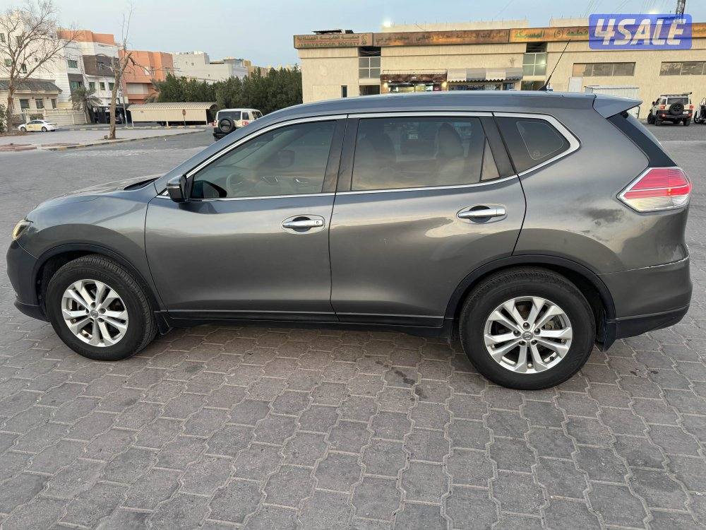 نيسان اكس تريل1