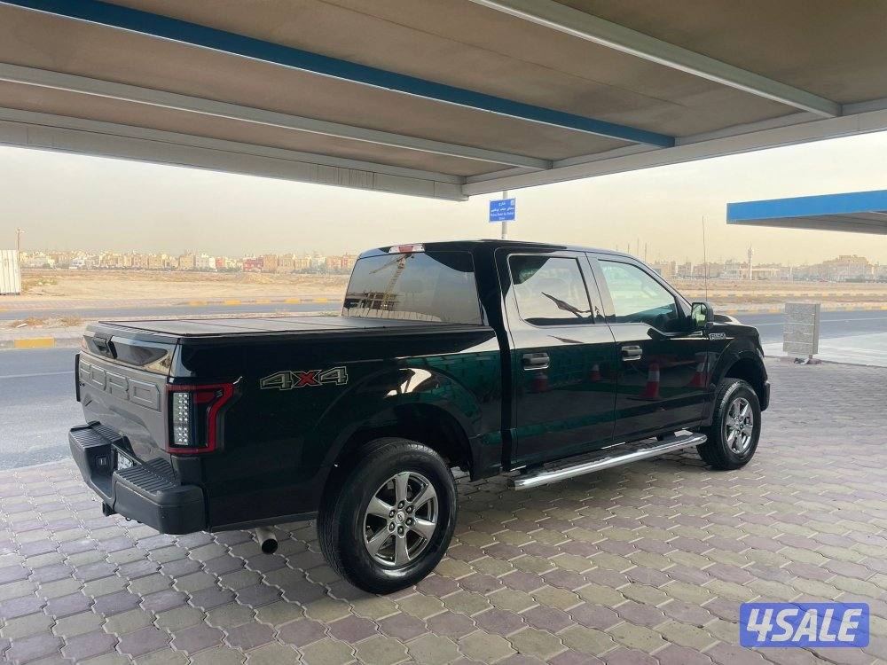 وانيت فورد0