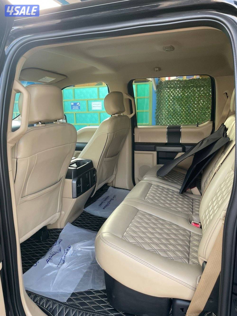 وانيت فورد4