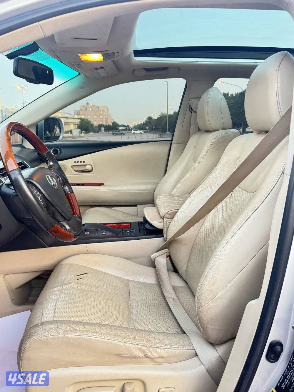 للبيع لكزس RX350 موديل 2009 اعلا درجه الفل4