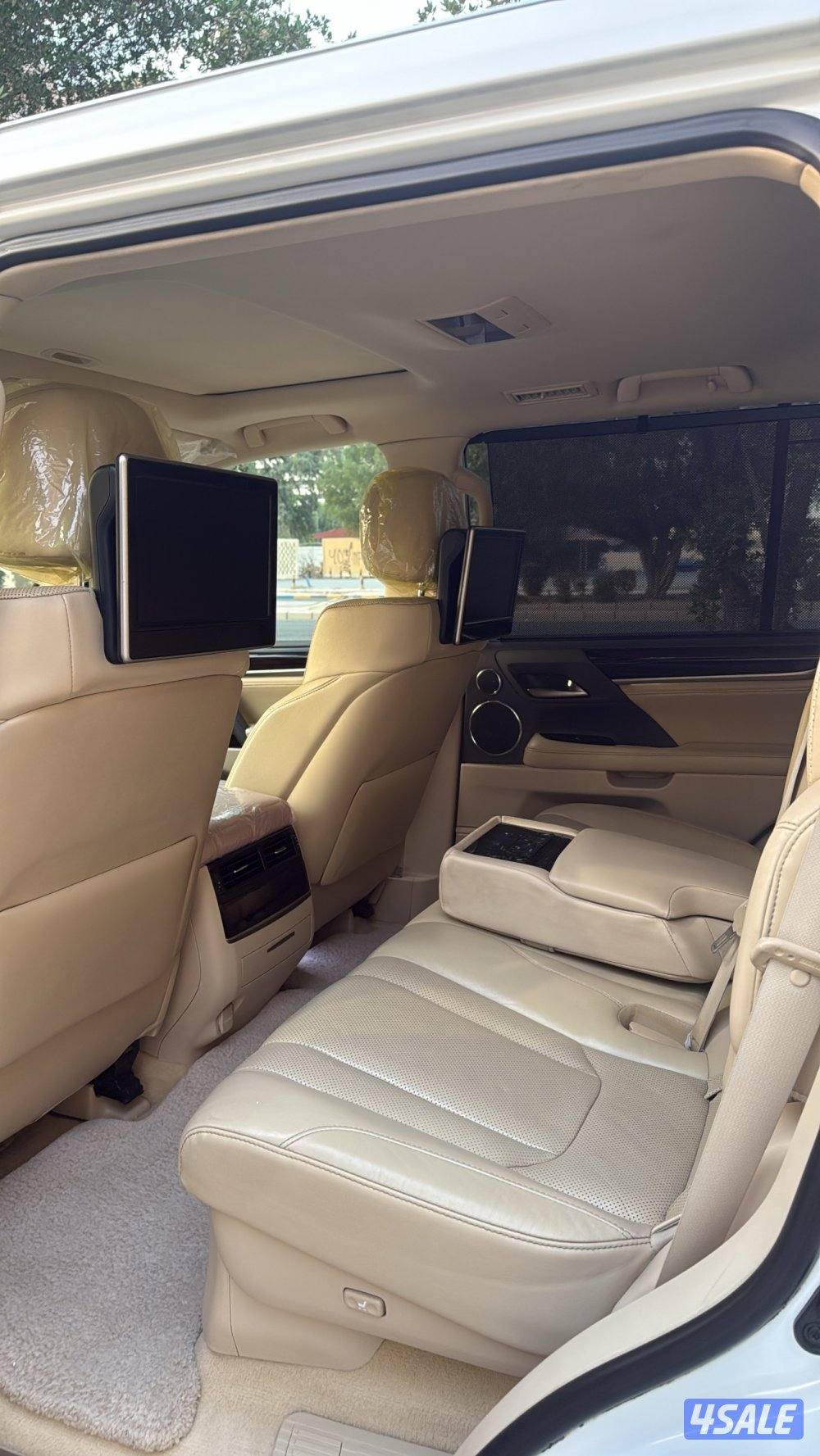 جيب لكزس LX570 موديل 20165