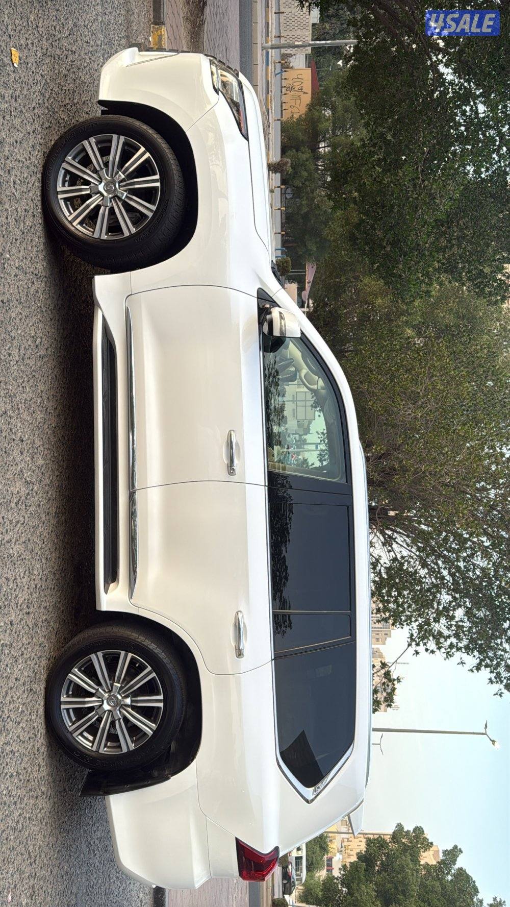 جيب لكزس LX570 موديل 20162