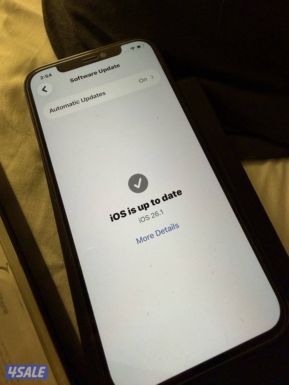 ايفون12 pro سعة256 قيقا نظيف8